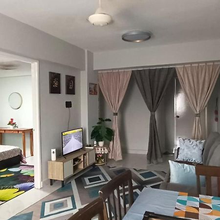 M.Fr Homestay Pangsapuri Putra Damai Putrajaya Bagian luar foto