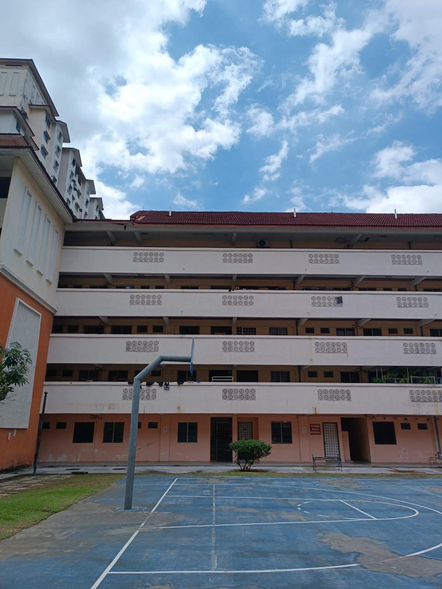 M.Fr Homestay Pangsapuri Putra Damai Putrajaya Bagian luar foto